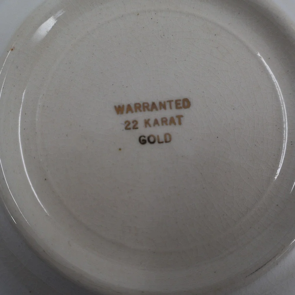 Warranted 22 Karat Gold Encrusted Floral Serving Bowl Vintage Cream 7.25in